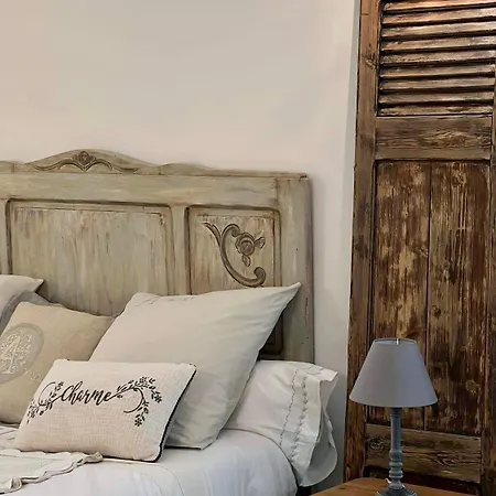 Les Pondres En Vaunage Guest house